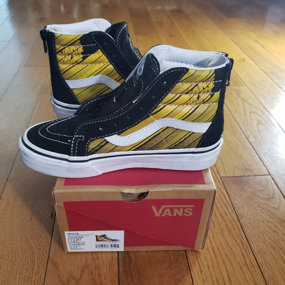 Boy Vans Black and Yellow zipper shoes SZ. 1.5